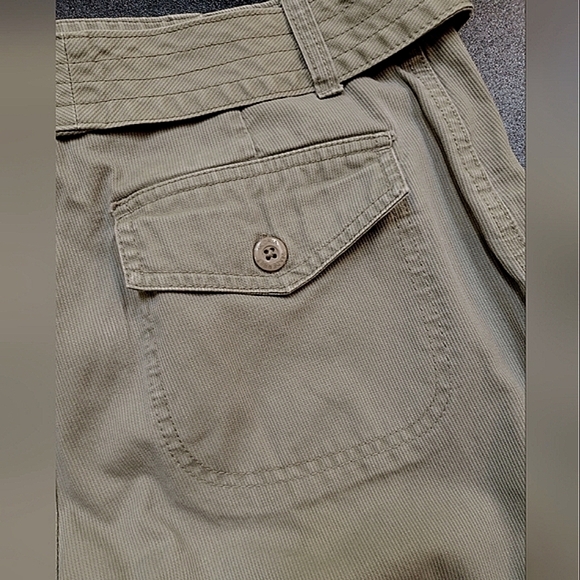 Gloria Vanderbilt Olive Green Cropped Cotton Utility Cargo Pants w/Belt - Size 8 - Picture 6 of 11